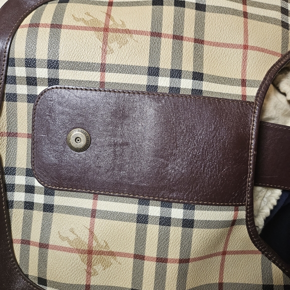 Burberry Haymarket Check Brooke Hobo - Picture 13 of 15